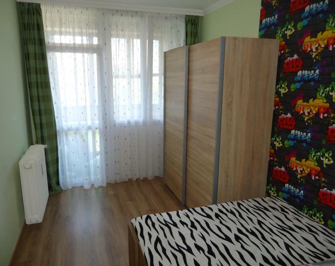 Legyel A Vendegunk :) Apartment Debrecen Bagian luar foto